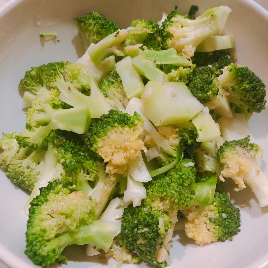 西兰花素炒好吃