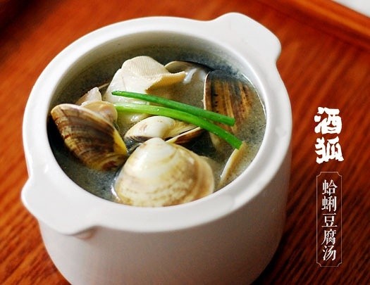月子餐：蛤蜊豆腐汤（安神益智）