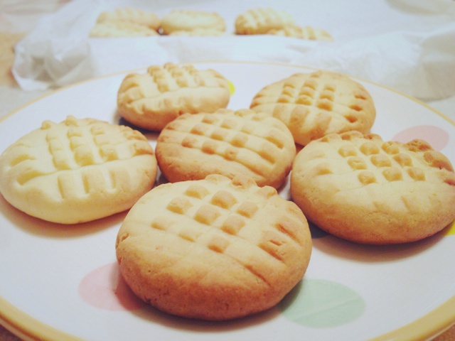 牛奶饼干