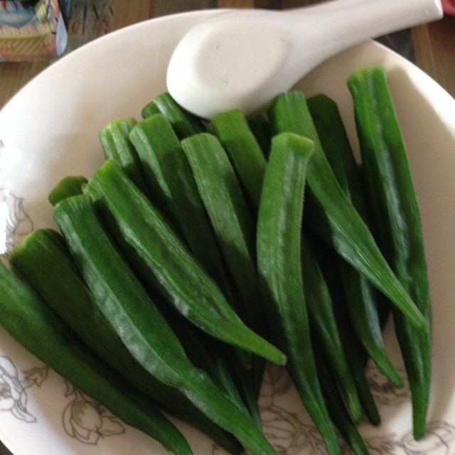 白灼秋葵