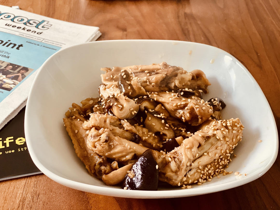 外婆教我的红烧鸡翅·连汤汁都狠好吃！！！