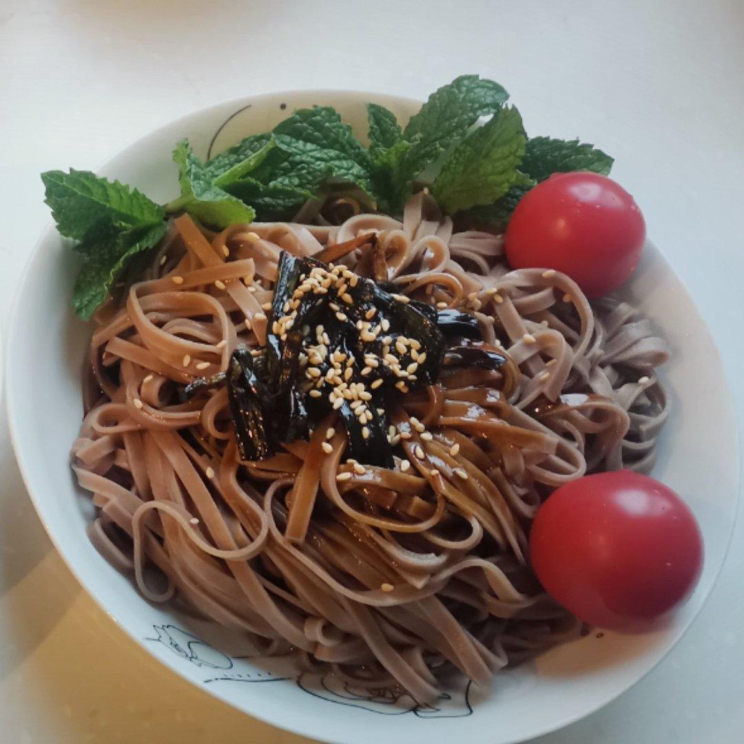 极香的葱油面