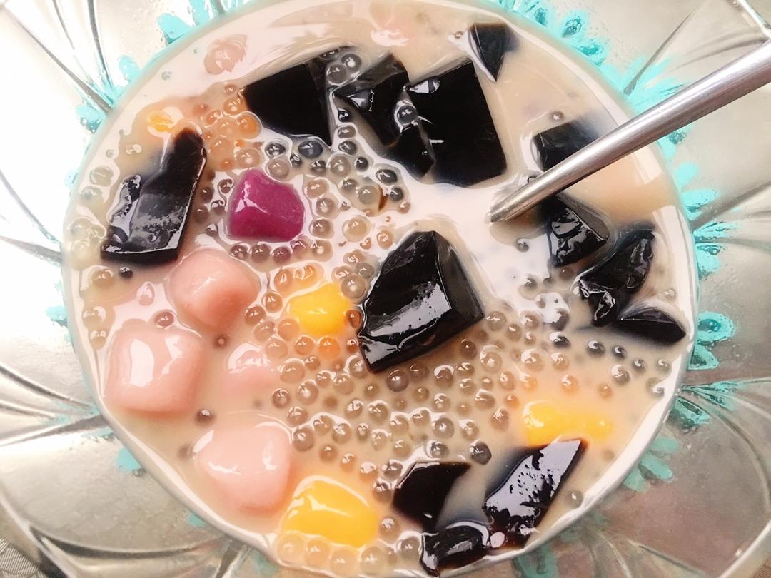 《Tinrry+》Q弹芋圆仙草冻