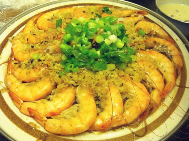 蒜蓉粉丝蒸大虾