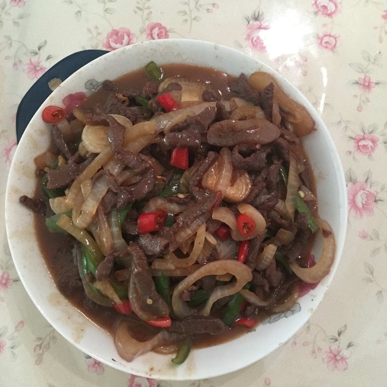 洋葱炒牛肉
