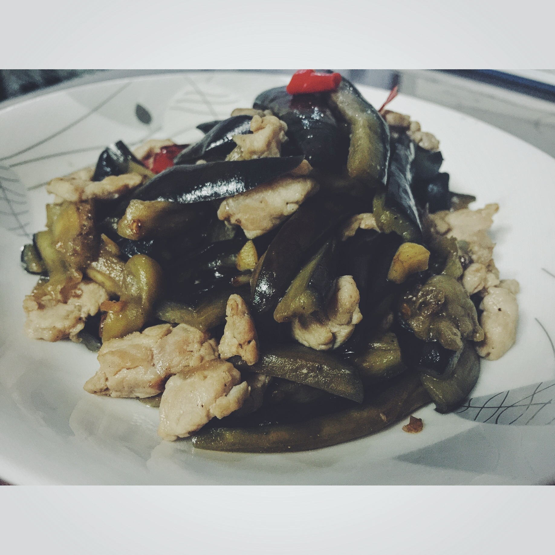 清爽少油又入味的家常炒茄子