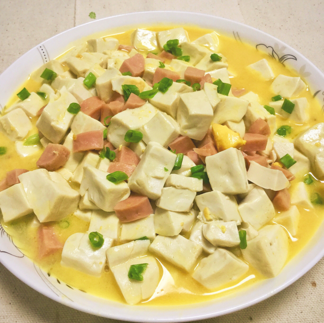 咸蛋烧豆腐～～孩子爱吃的下饭菜！