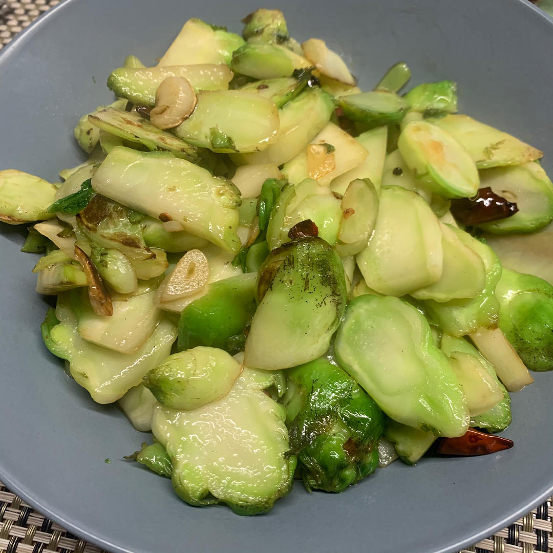 清炒儿菜（清香翠绿超好吃）