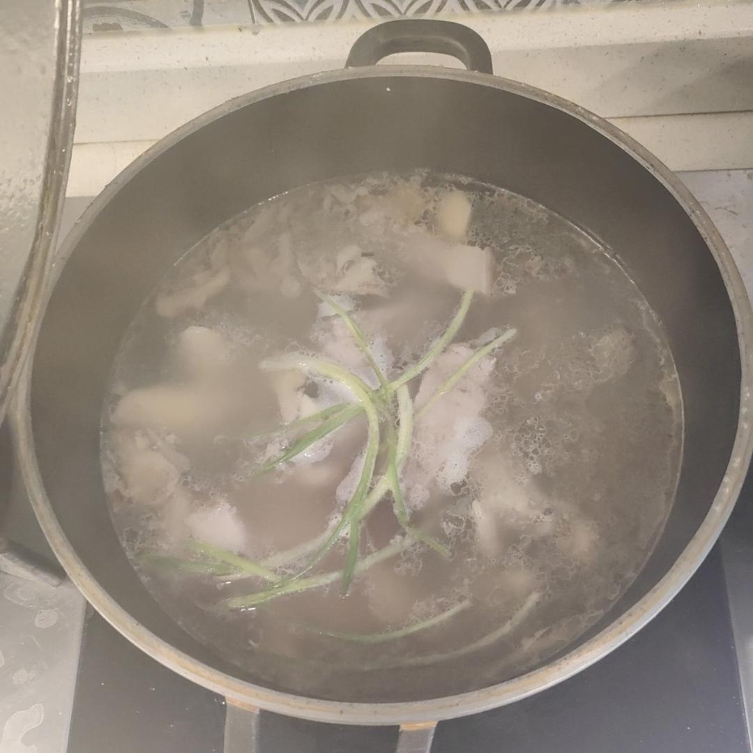 中餐｜浓郁奶白的腌笃鲜（白汤的秘密）