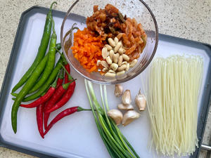 拌｜南昌拌粉Nanchang mixed Noodles的做法 步骤1