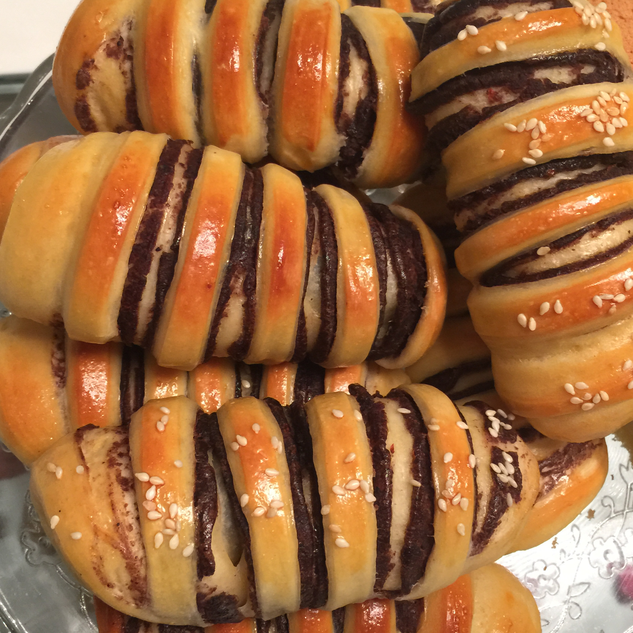 红豆沙面包卷——好吃得不得了#皮黑森林#