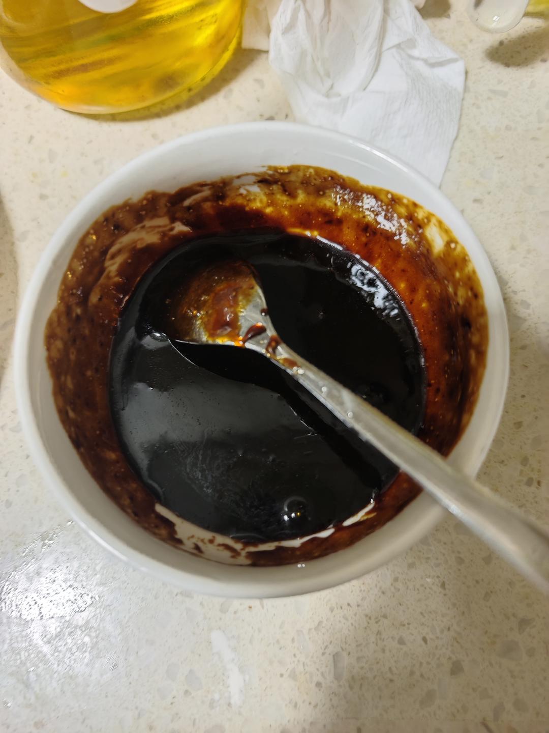 手把手教你调跟烤鸭店一毛一样的【甜面酱】