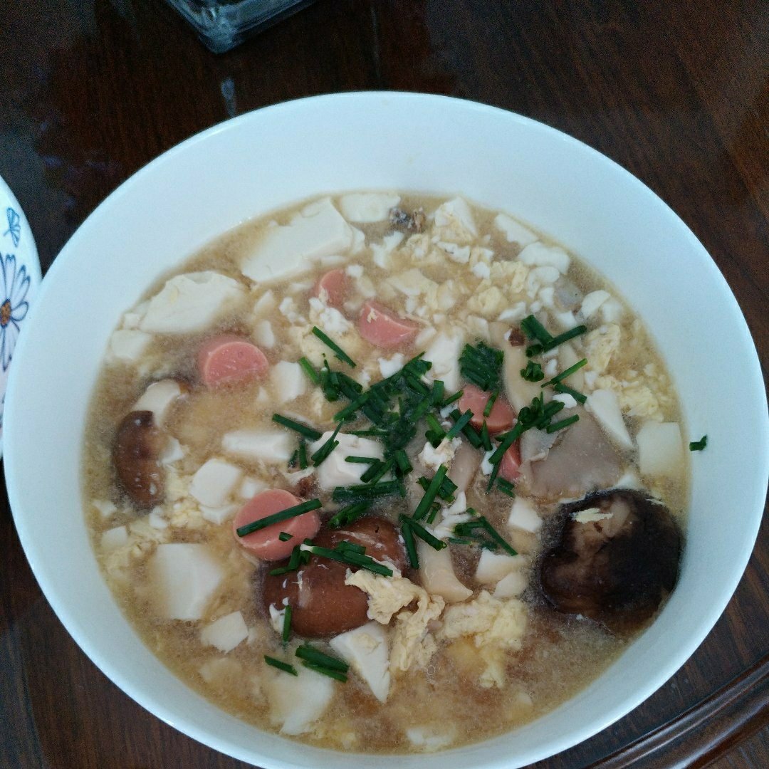 好喝鲜美的菌菇豆腐汤