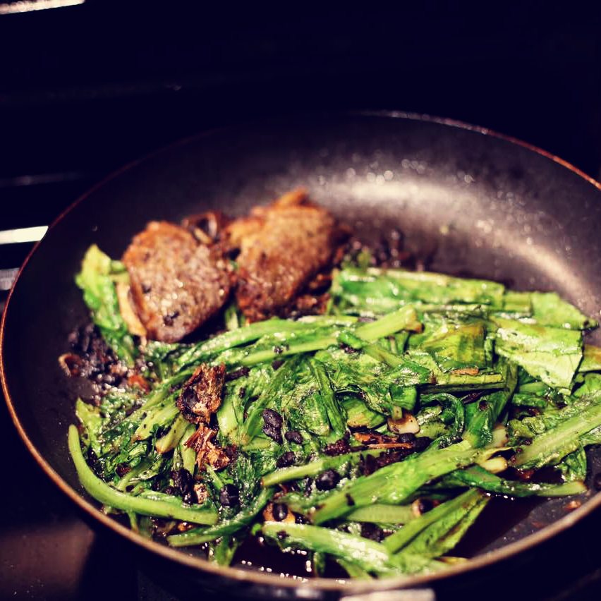 豆豉鲮鱼油麦菜
