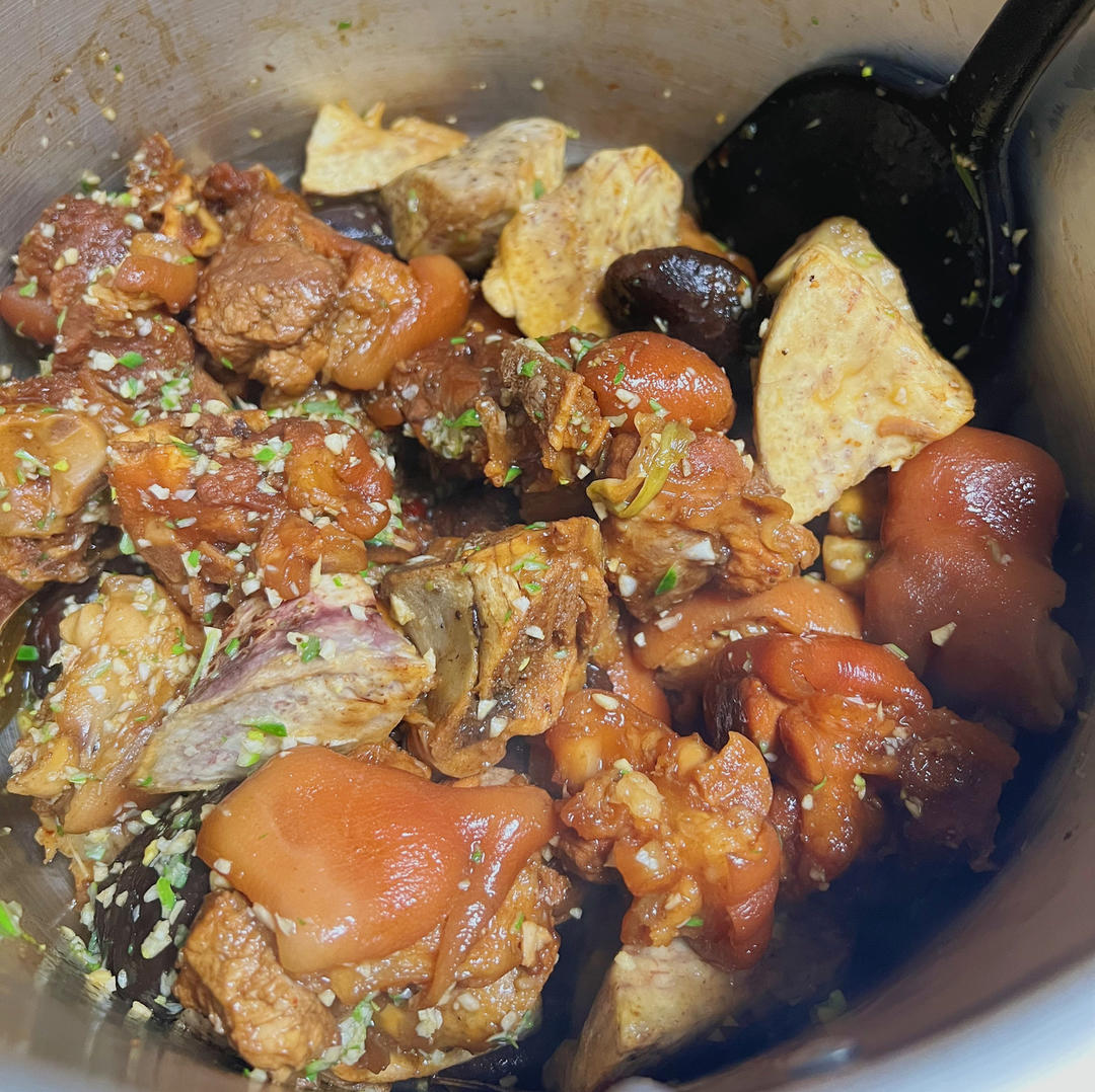 闽南版红烧猪脚