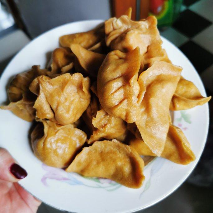 黑全麦鸡胸肉饺子（减肥也能吃的饺子）