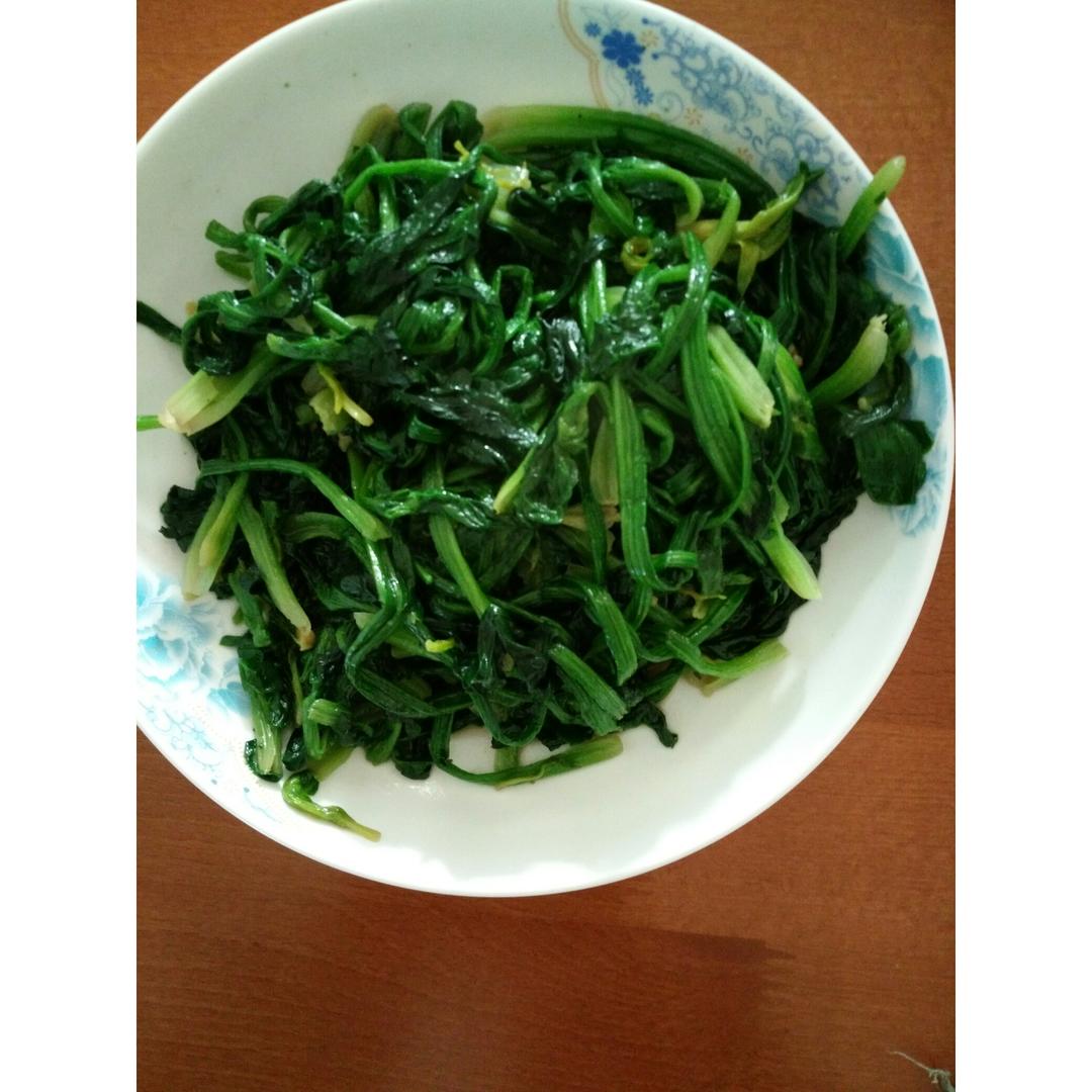 清炒菠菜