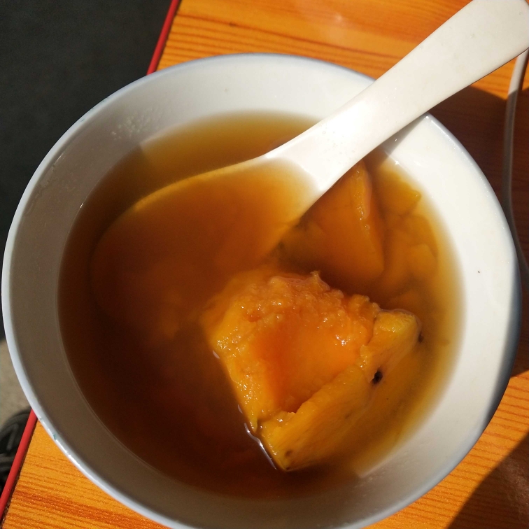 姜汁红糖番薯汤的做法 步骤2