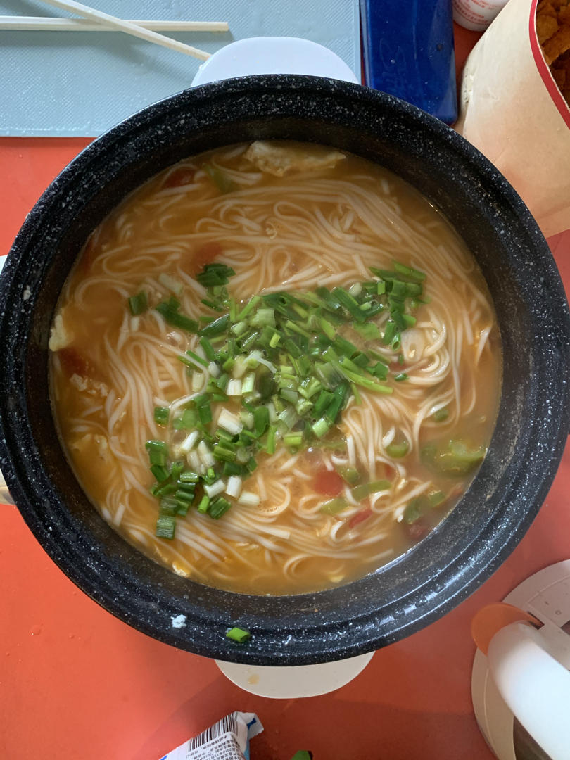 恨不得抱着锅舔的番茄鸡蛋面