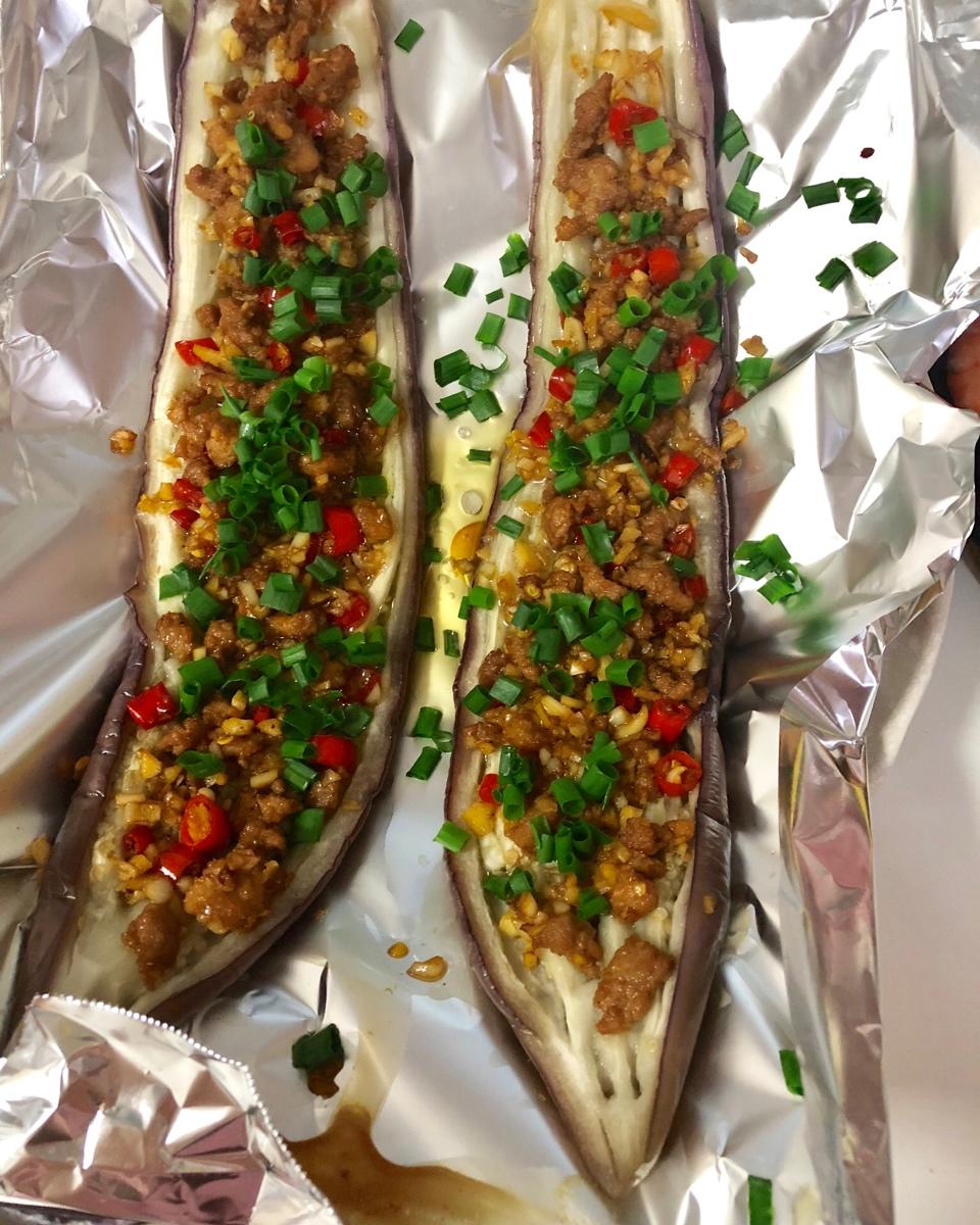 CC招牌菜销魂烤茄子，百吃不厌！