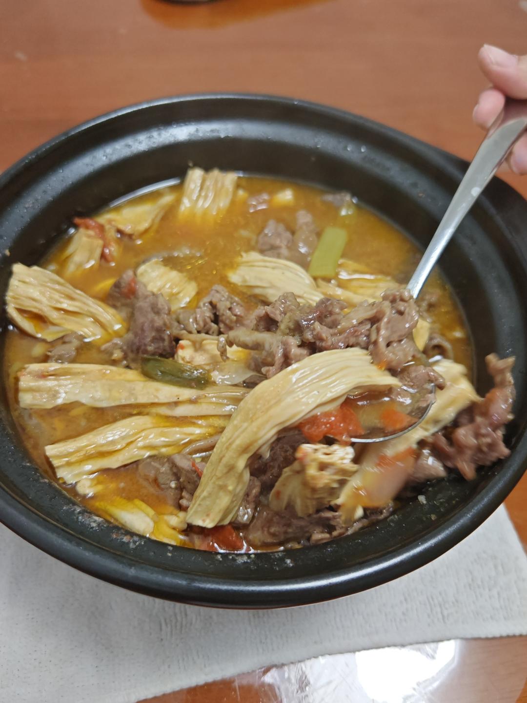 强强联手的腐竹焖牛肉