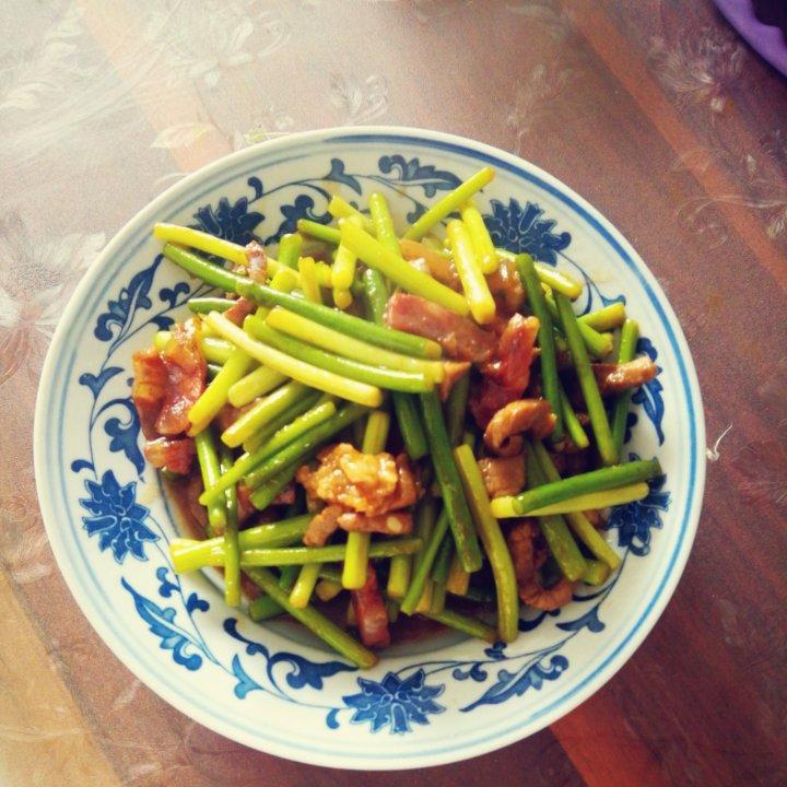 蒜薹炒肉丝