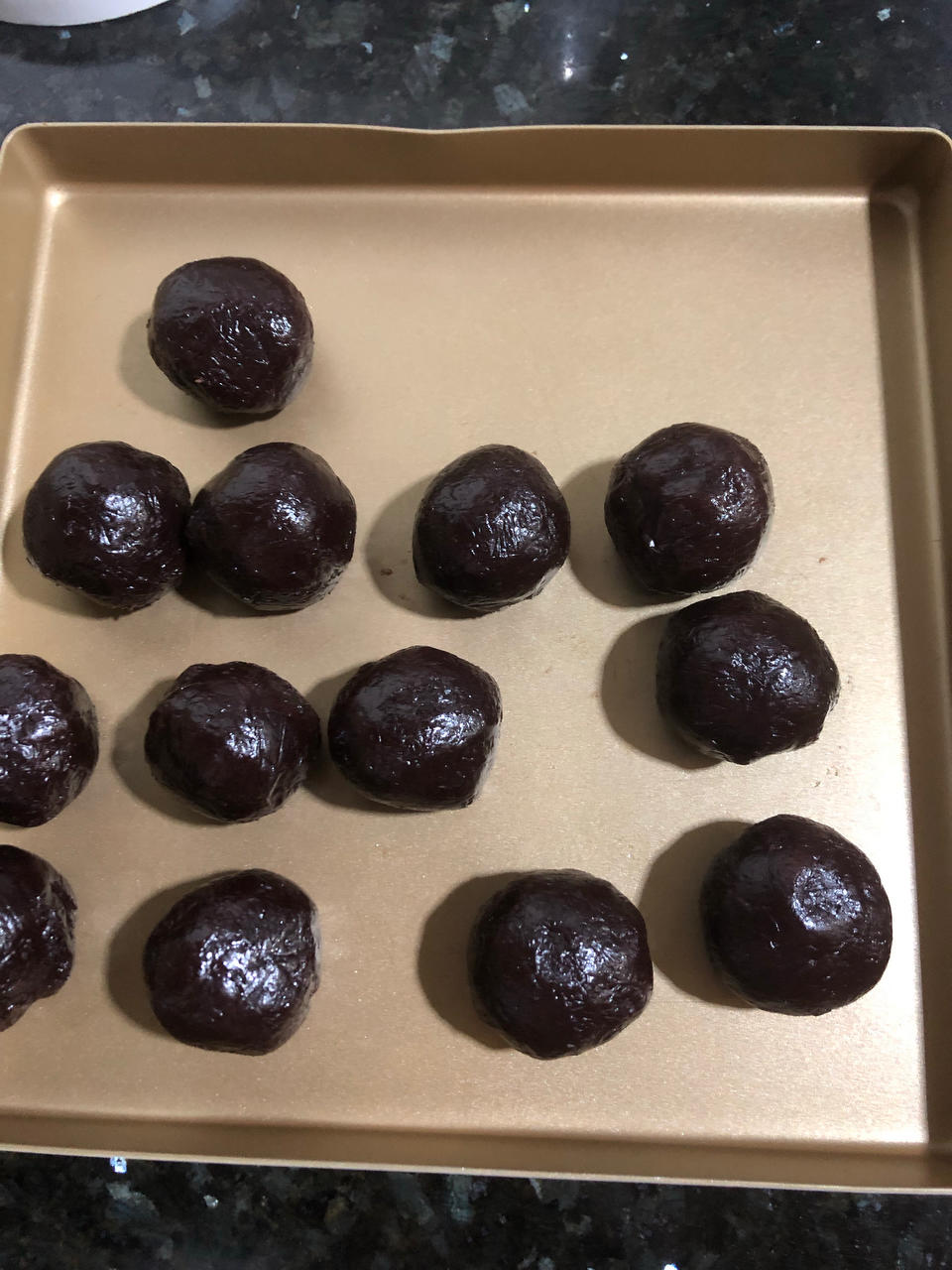 85克广式莲蓉蛋黄月饼