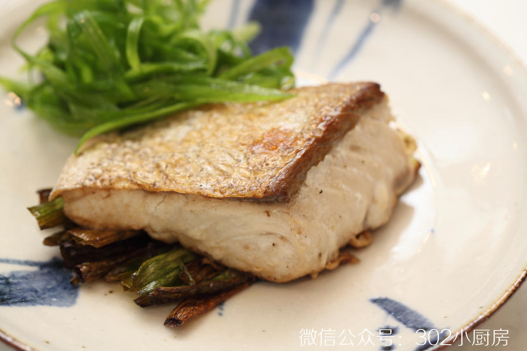 【0707】葱油煎鱼（鰤鱼）  <302小厨房>的做法