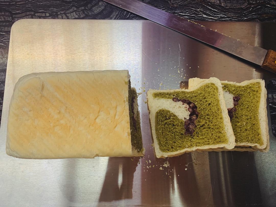 蜜豆抹茶双色吐司（波兰种）
