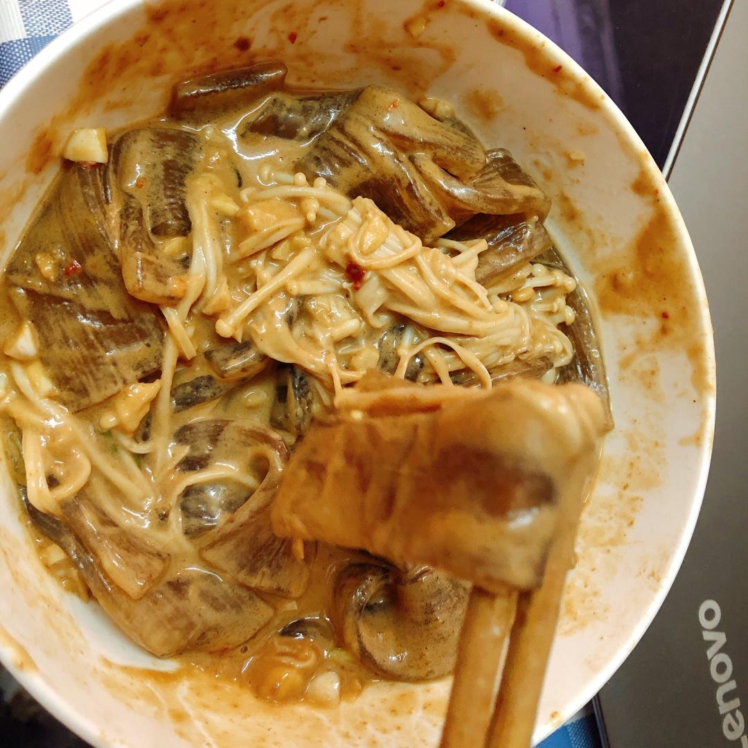 麻汁宽粉