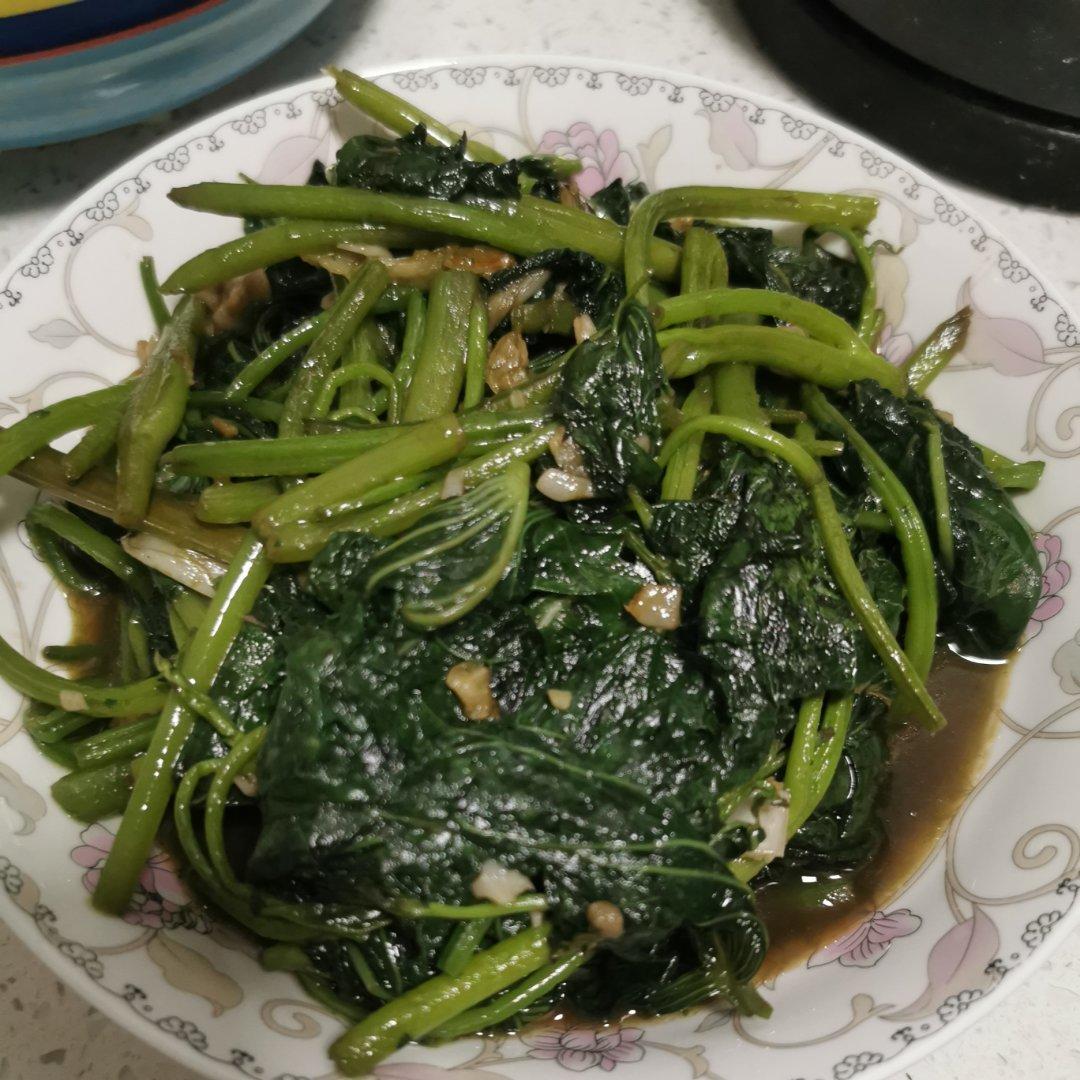 💥蒜蓉炒红薯叶