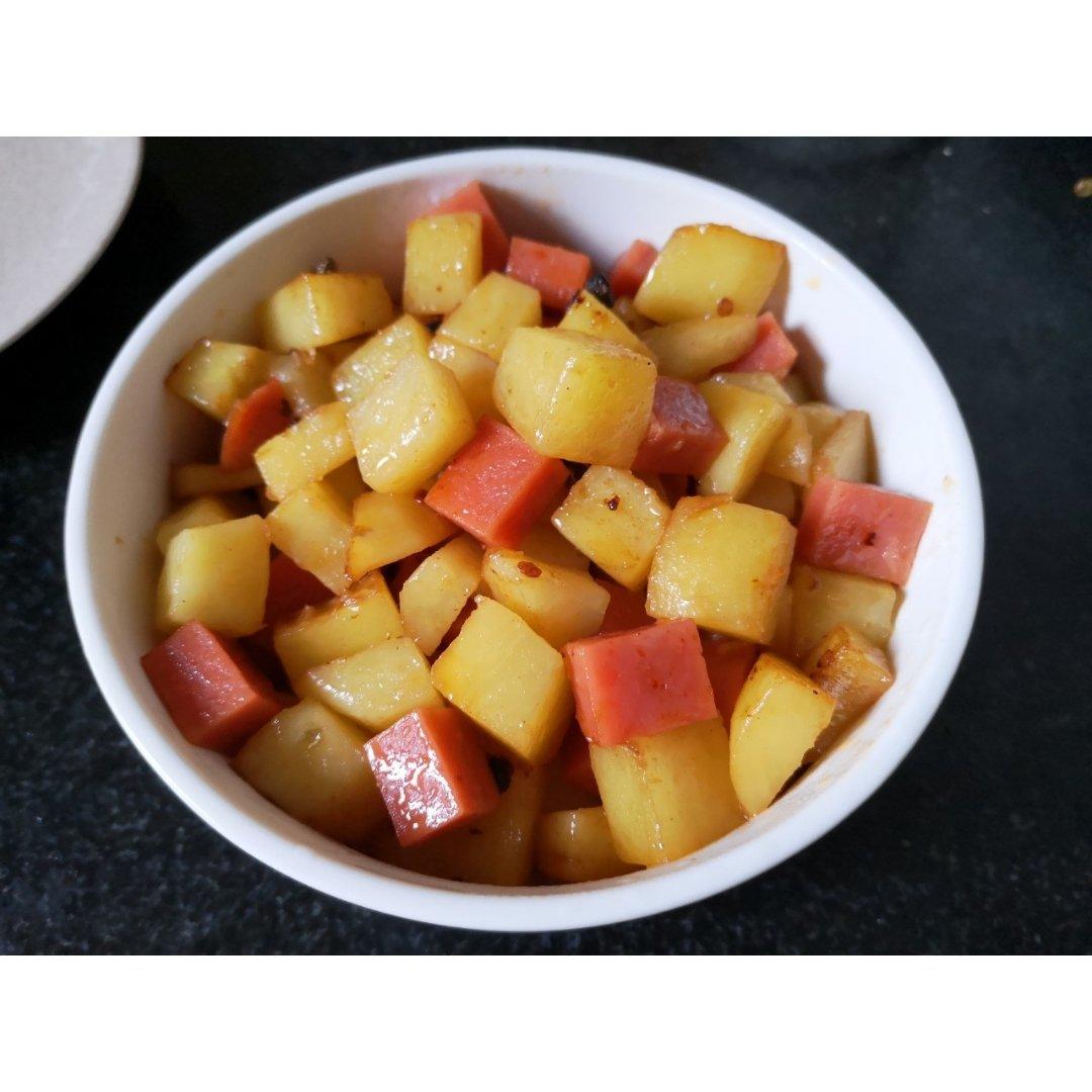 土豆炒火腿