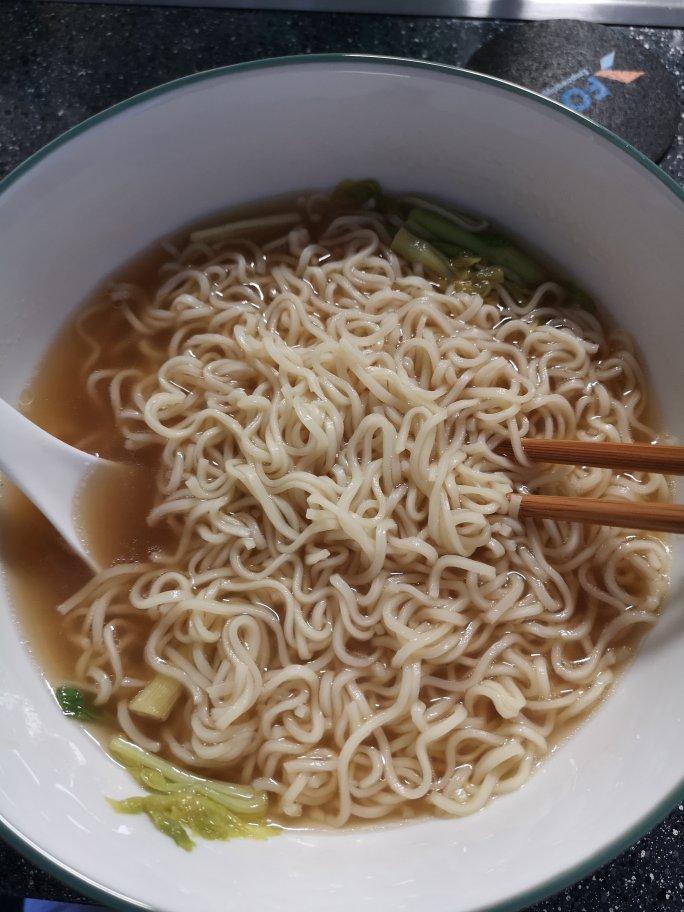 快手清汤面🍜这样做才好吃｜汤底是关键!!