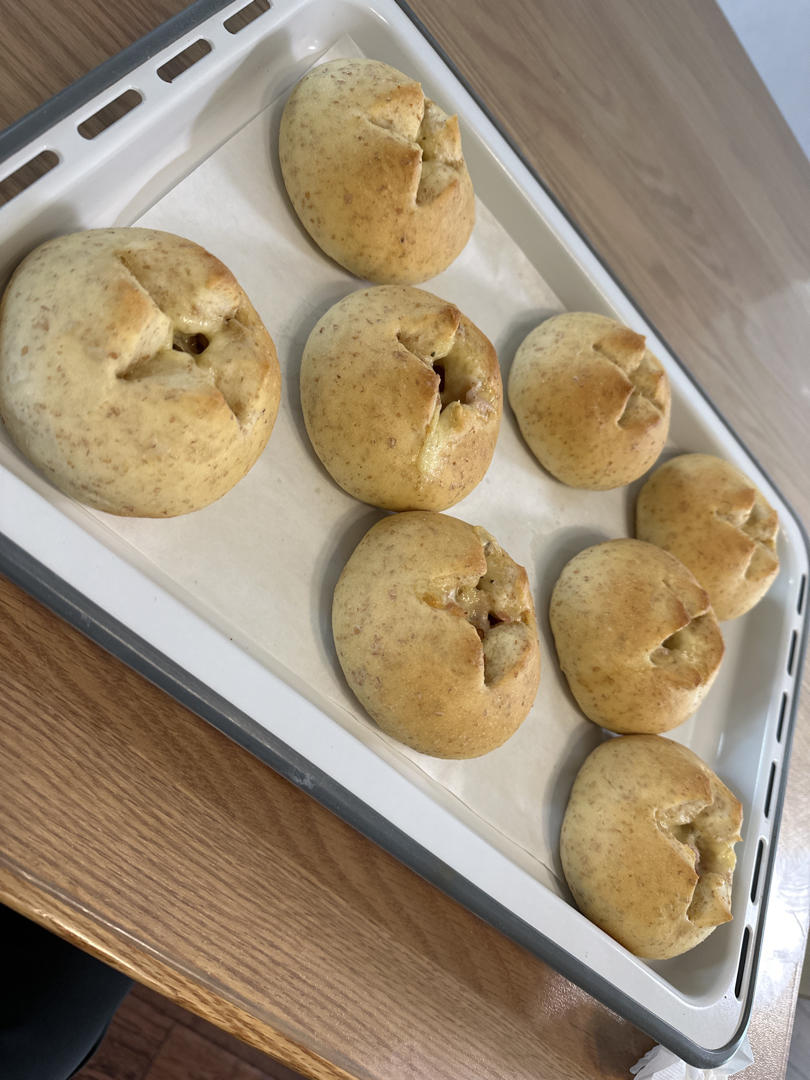 (超好吃的咸口面包）爆浆培根芝士面包