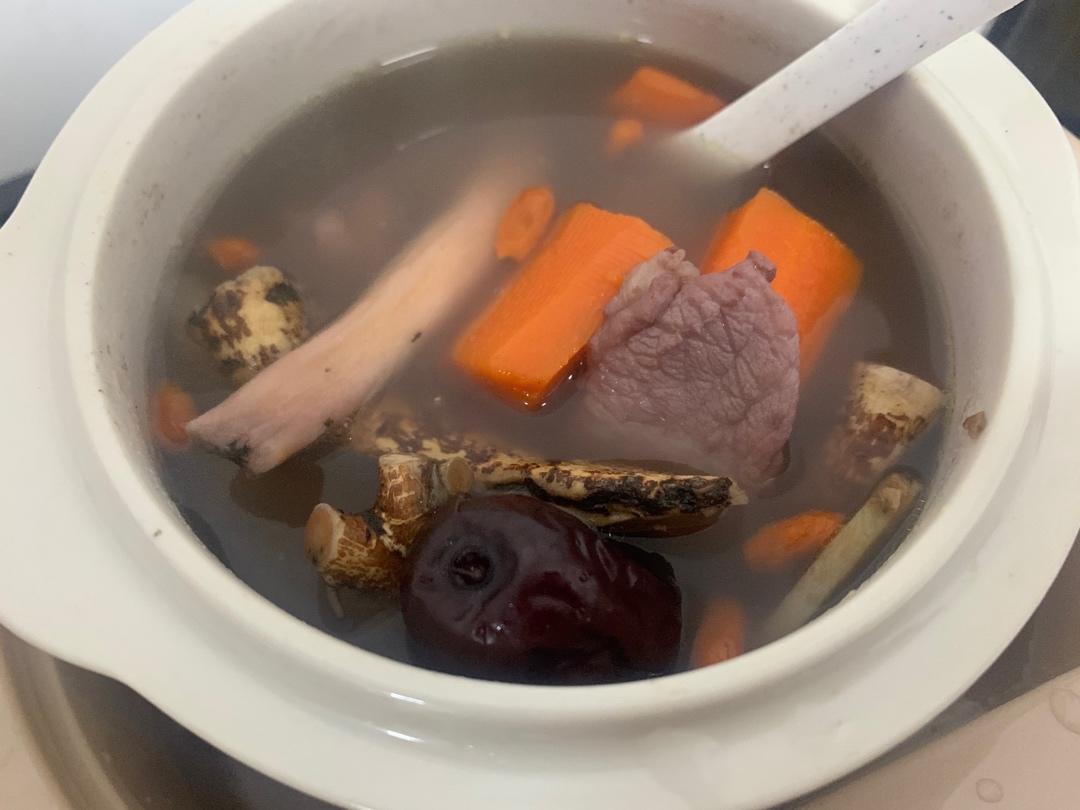 【小森妈妈菜谱】五指毛桃祛湿汤-健脾祛湿