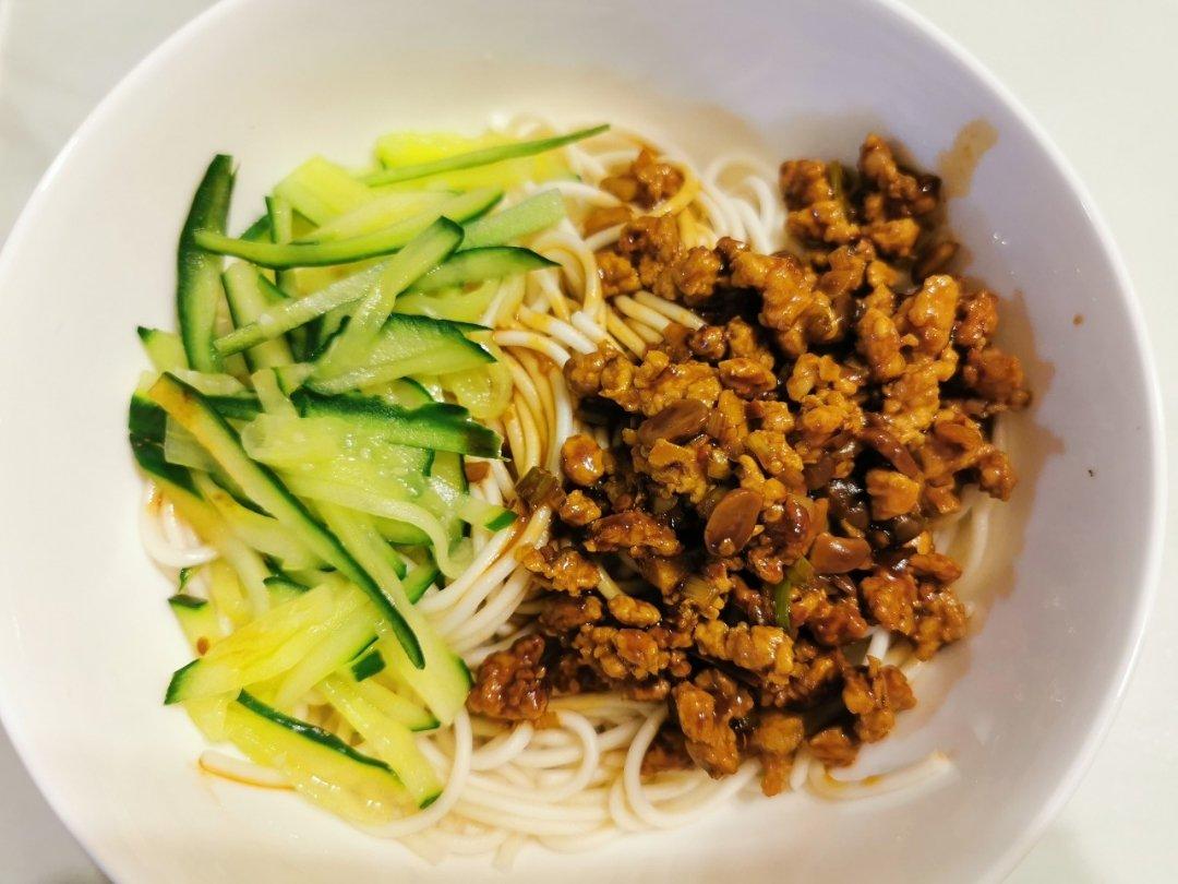 🔥秘制老北京炸酱面❗️连吃三碗都不够