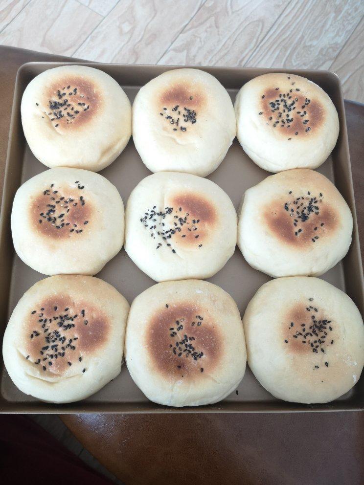 日式豆沙面包（皮肤透亮的软妹子）