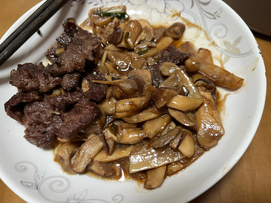 上桌秒光的葱油姬松茸