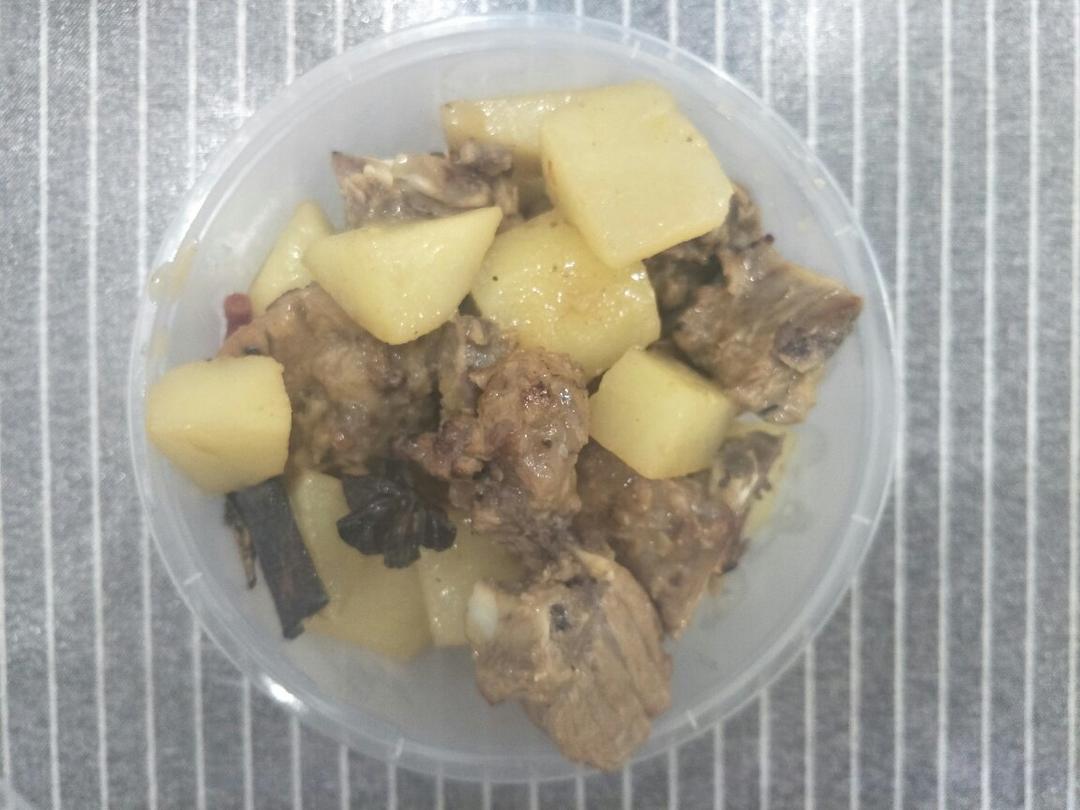 红烧排骨土豆