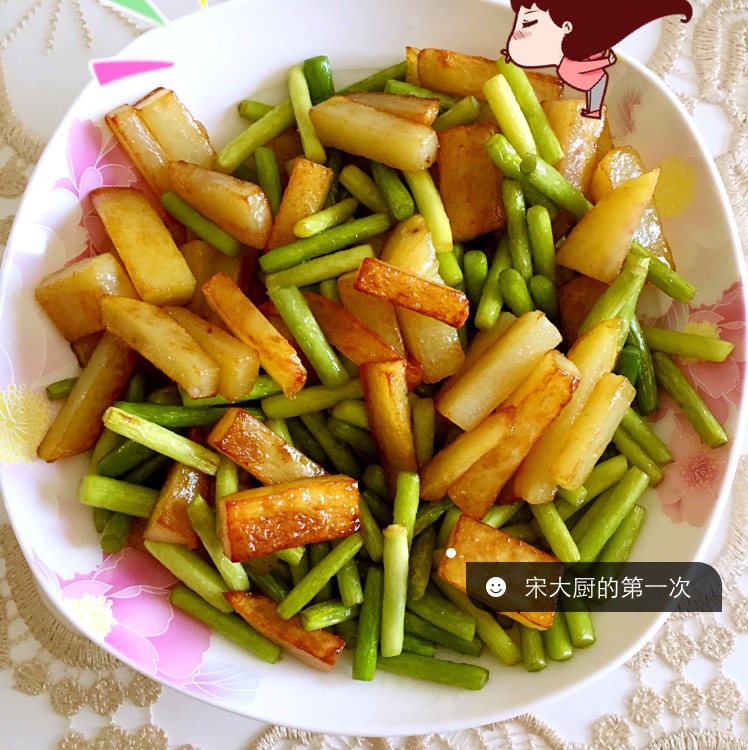 蒜薹炒土豆条