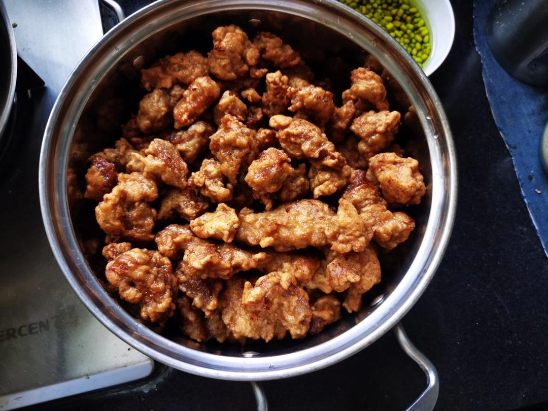 酥肉扣碗