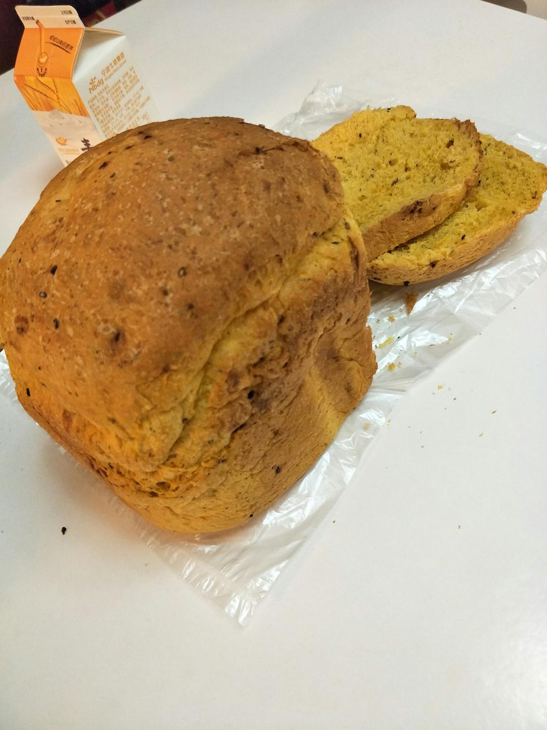 胡萝卜吐司（东菱面包机）