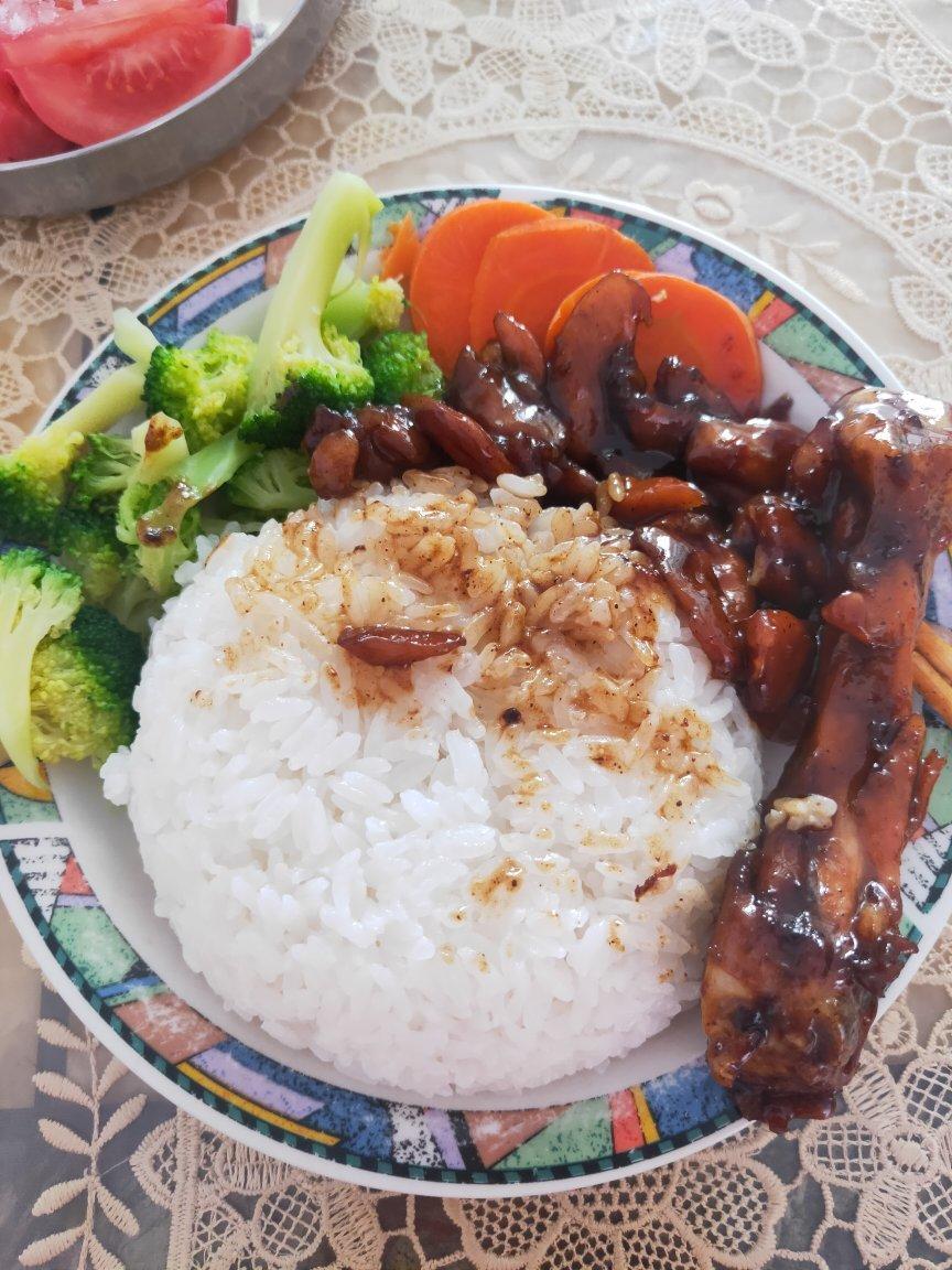 照烧鸡腿饭