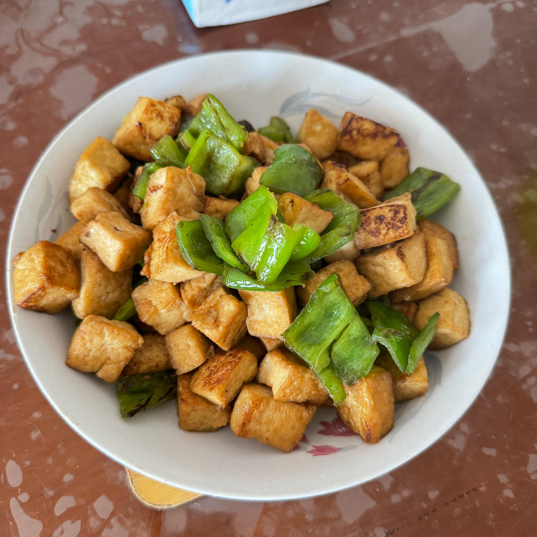 青椒豆腐丁