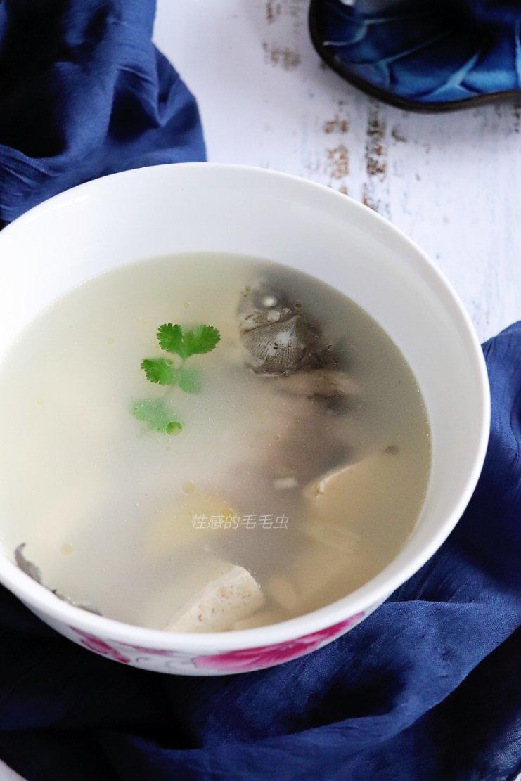 【营养月子餐】奶白鲫鱼豆腐汤——清热利尿 通气下乳