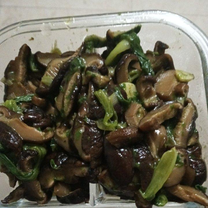 家常版香菇油菜