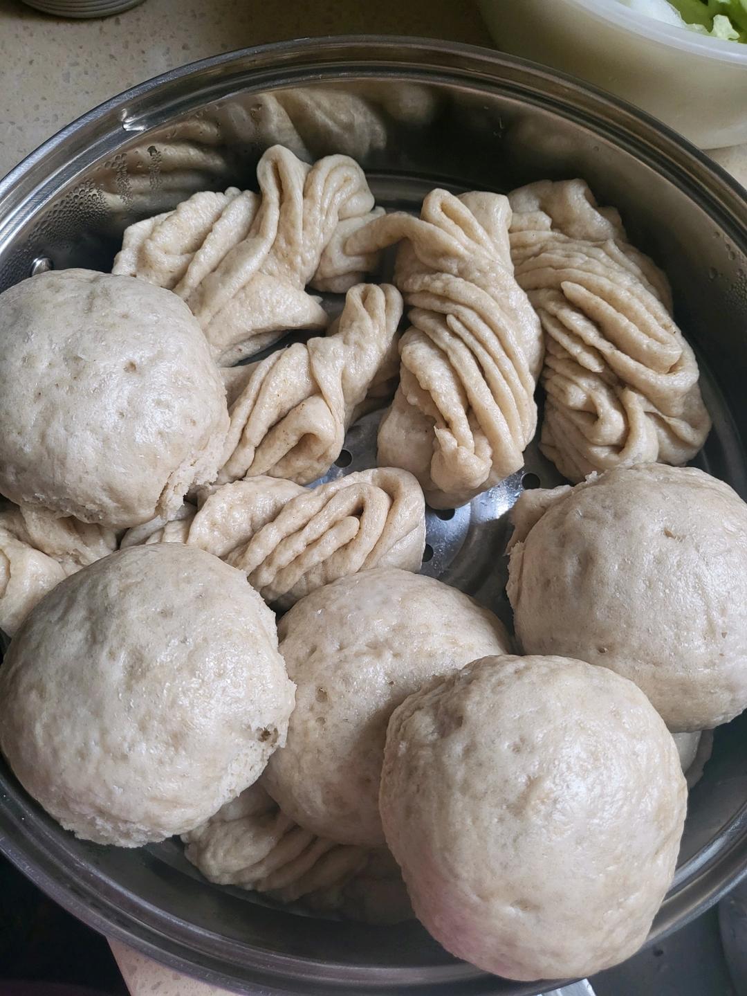 手把手教你蒸既简单又好看又好吃的花花朵🌺花卷（动图图解，一次发酵）