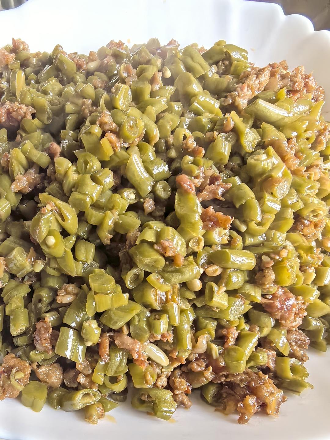简单又下饭的酸豆角炒肉末