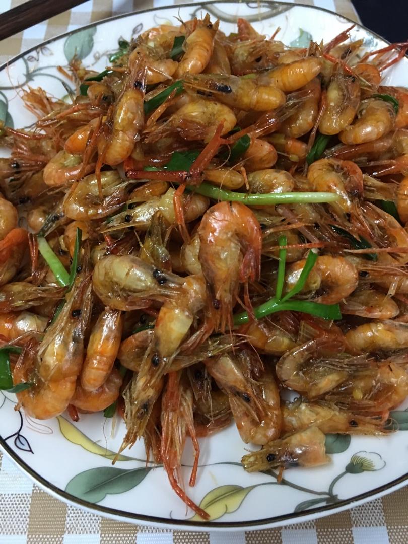 油爆河虾
