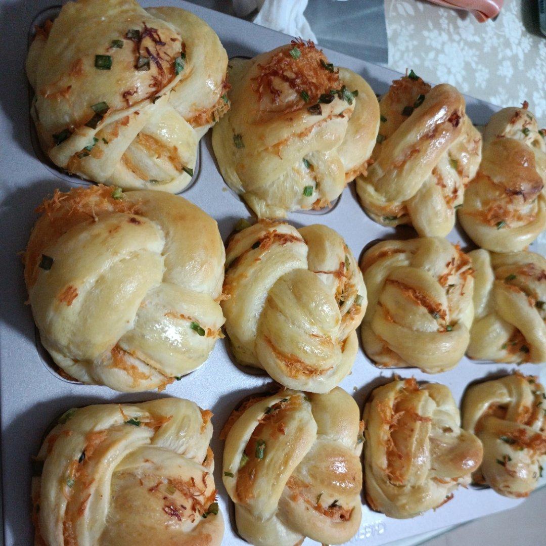 香葱肉松mini小吐司